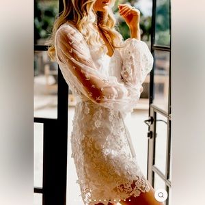 Le Rose Maya Lace Bridal Robe